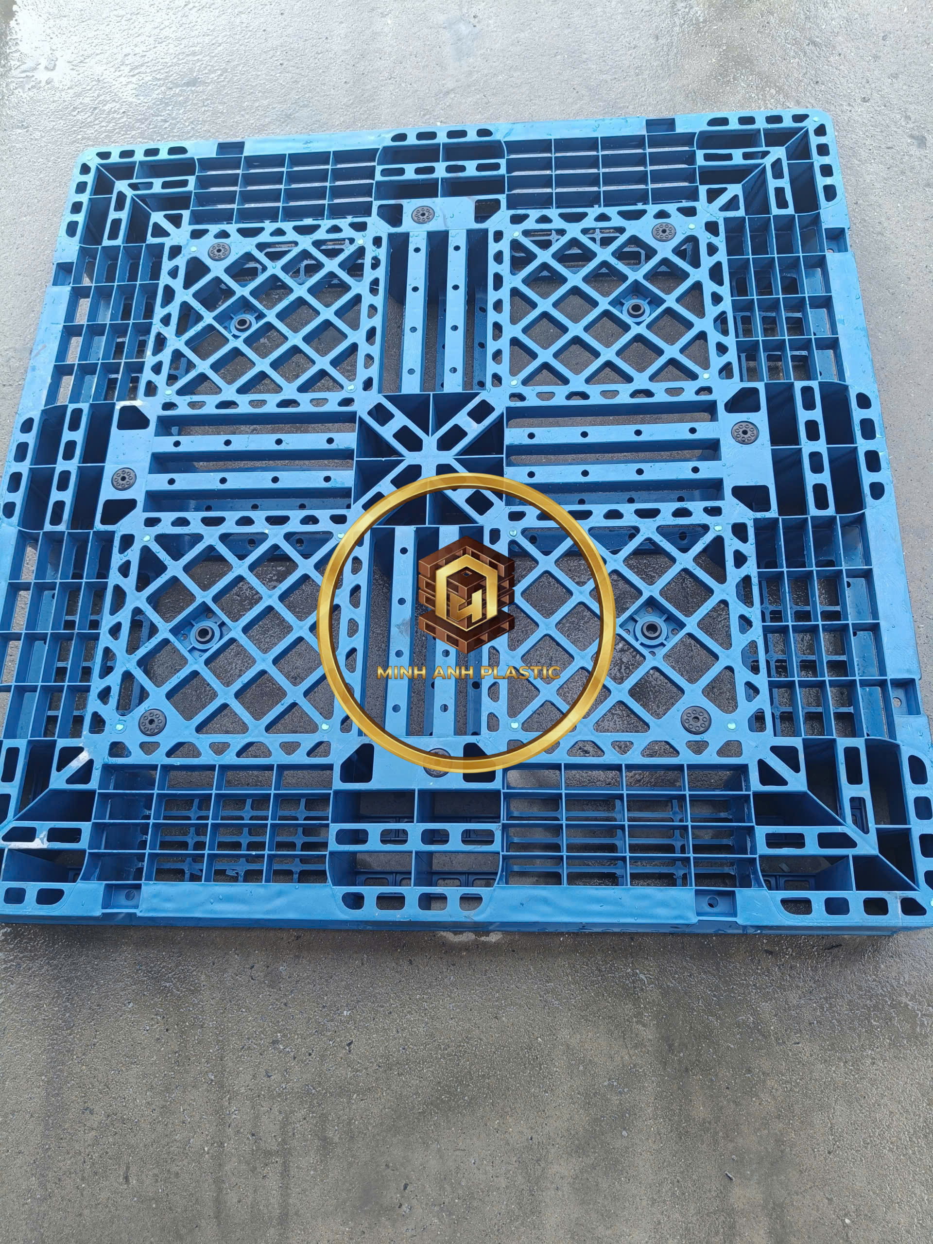 pallet nhựa cũ khu công nghệ cao Thủ Đức