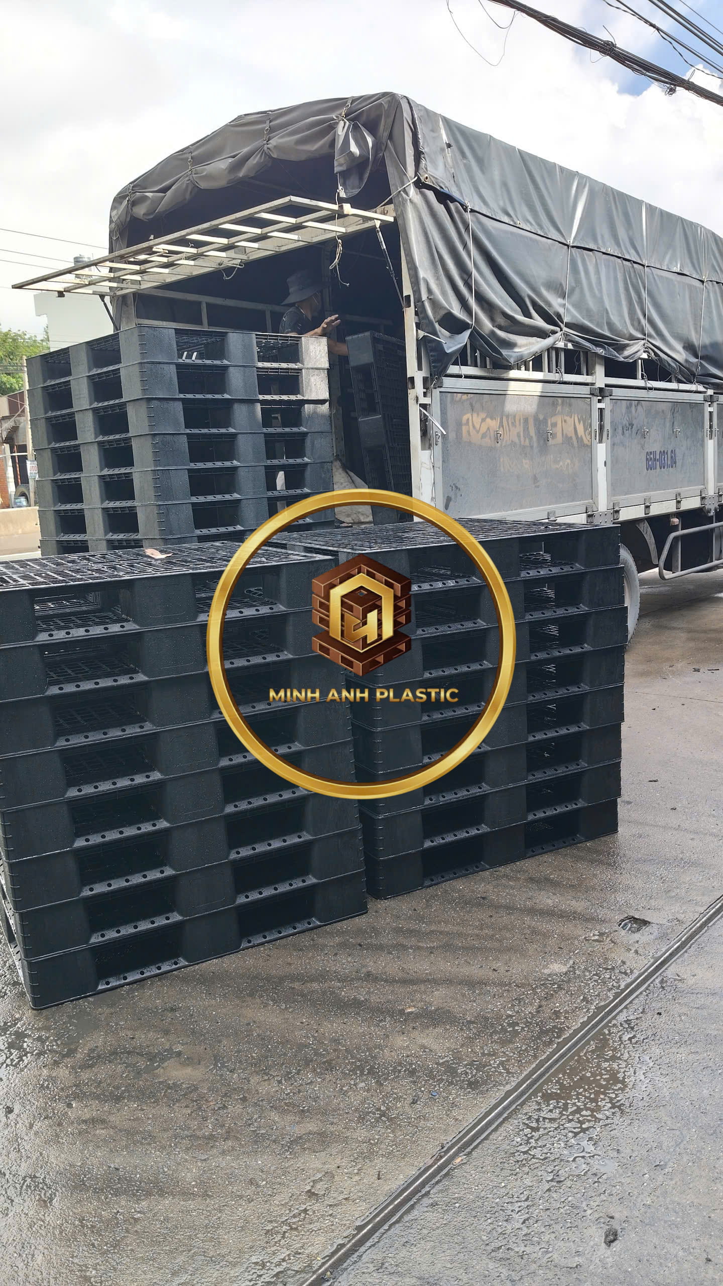 pallet nhựa cũ khu công nghệ cao Thủ Đức