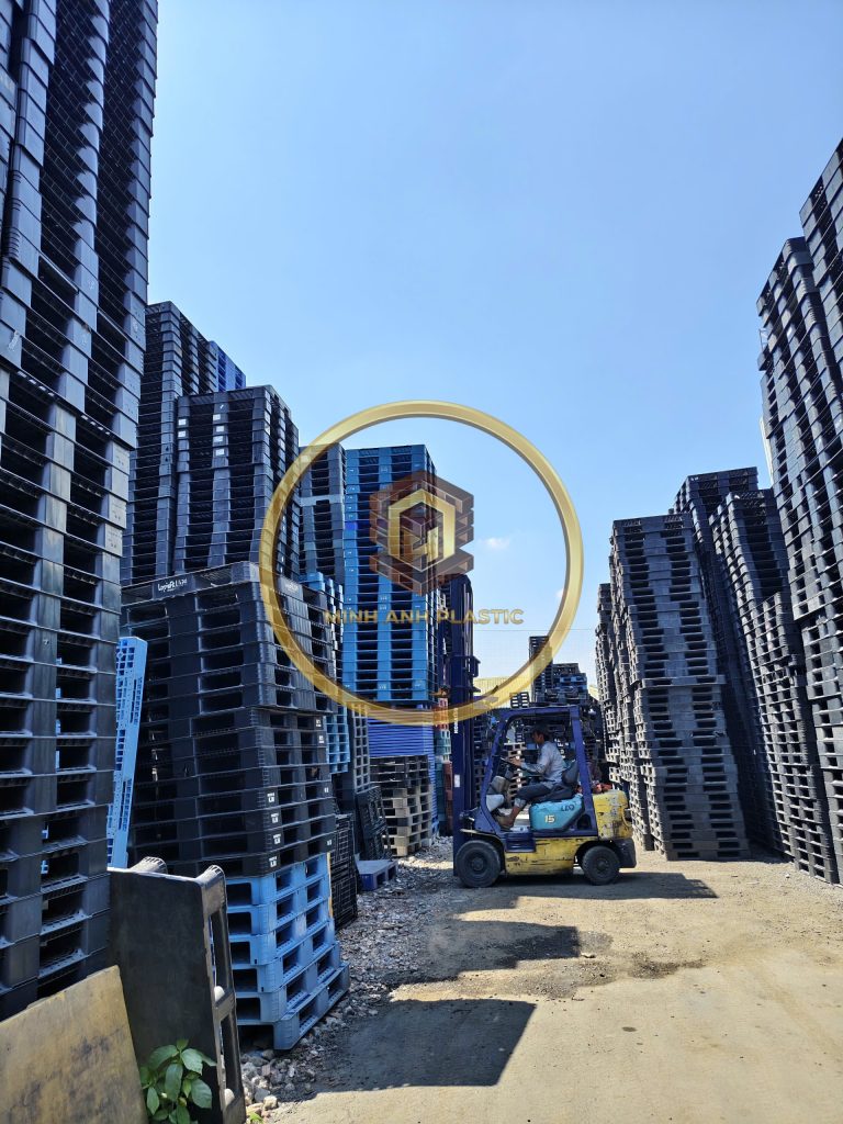 pallet nhựa cũ quận 3