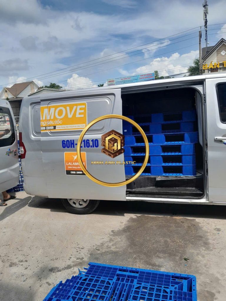 pallet nhựa cũ tại quận 2