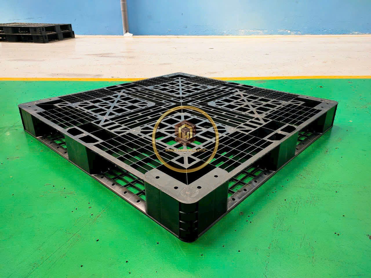 pallet nhựa cũ Bình Thạnh